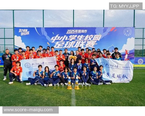 学校购进足球助力学生体育锻炼提升团队合作精神和校园文化氛围 学校购进足球助力学生体育锻炼提升团队合作精神和校园文化氛围